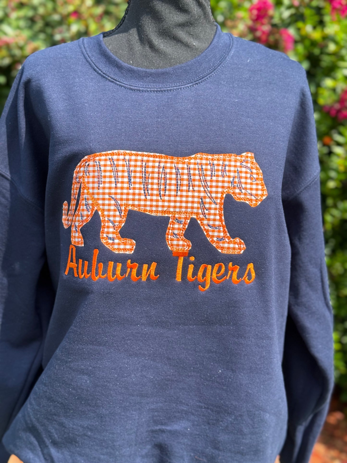 Auburn Tigers Applique Embroidered Sweatshirt